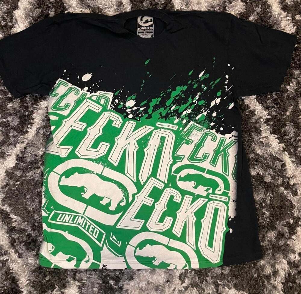 SOLD Vintage Y2K Ecko Unltd. Black and Green Wraparound Rhino Graphic T-Shirt XL - Picture 1 of 4